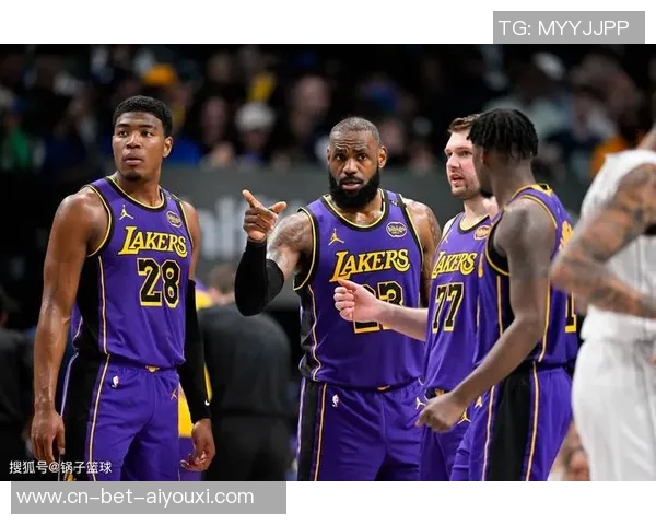 湖人队在2020年NBA季后赛第四场对决火箭队的精彩回顾与分析