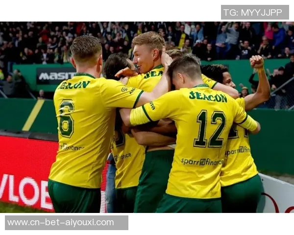 福图纳锡塔德迎战瓦尔韦克争夺联赛关键三分的激烈对决 福图纳锡塔德迎战瓦尔韦克争夺联赛关键三分的激烈对决